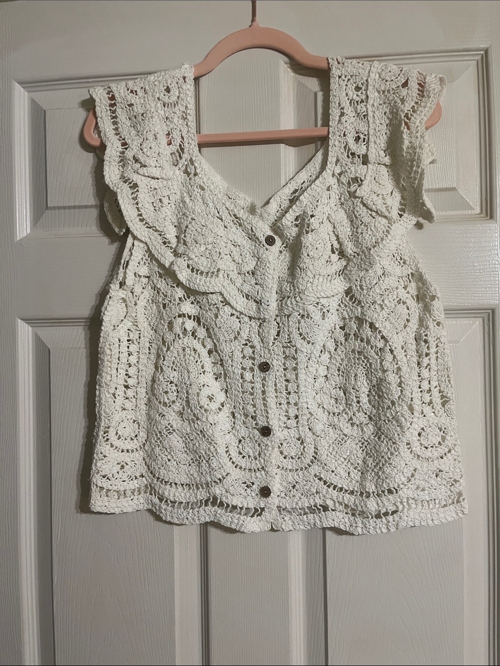 Cute sweater top.